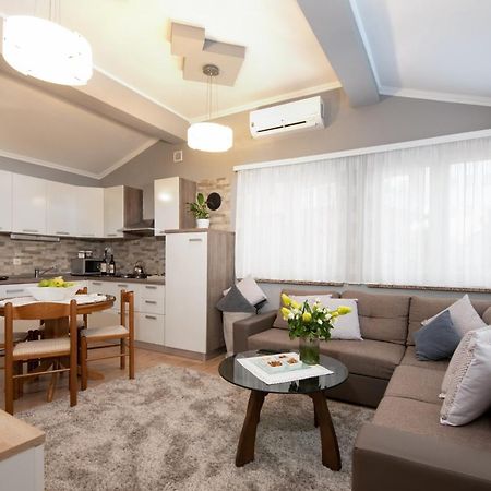 Apartman Slavica Риека Экстерьер фото