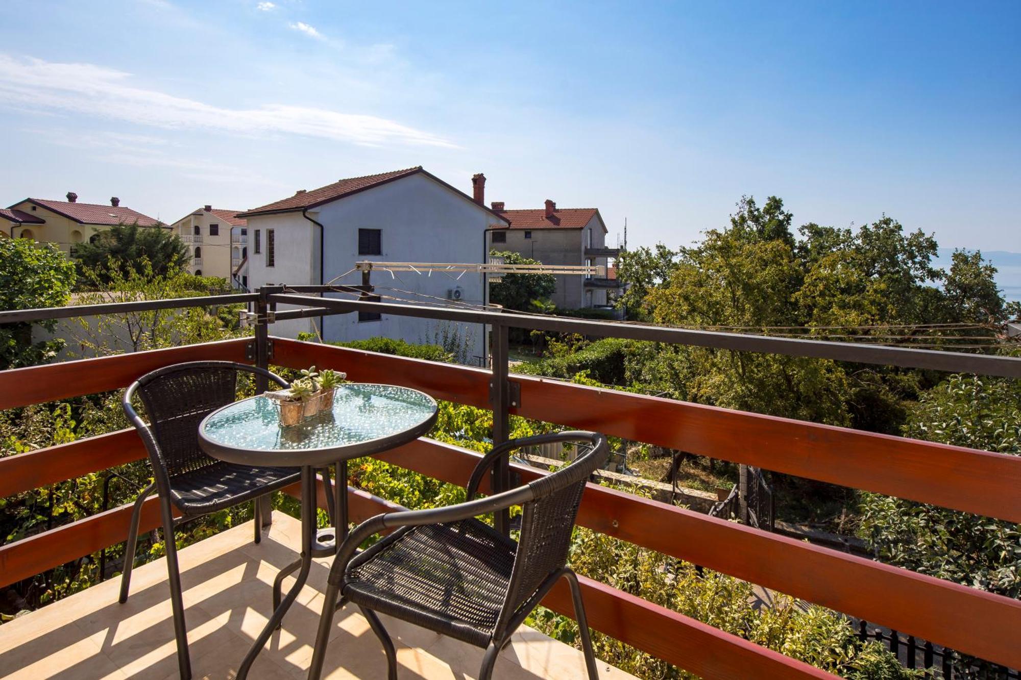 Apartman Slavica Риека Экстерьер фото