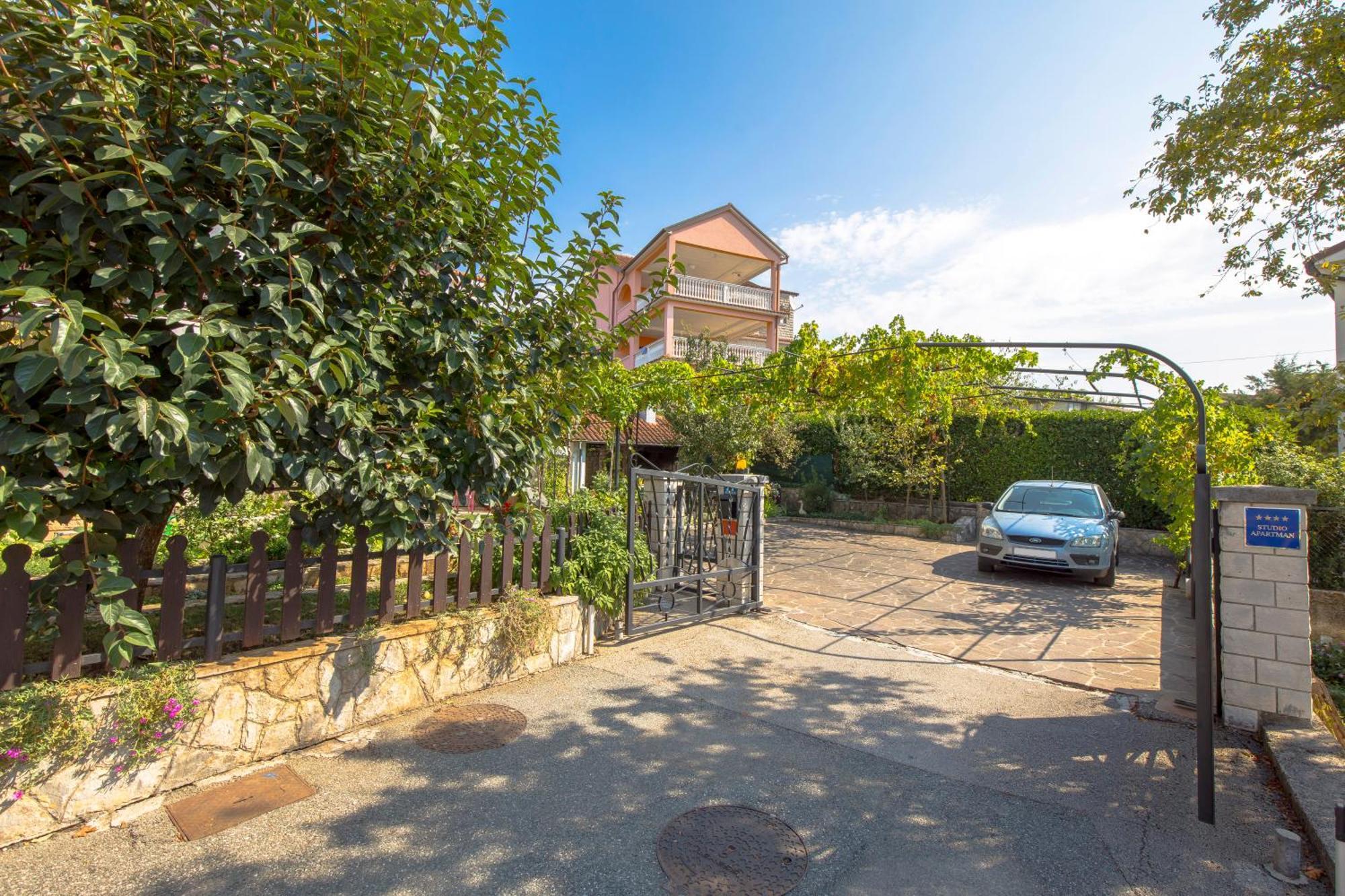 Apartman Slavica Риека Экстерьер фото