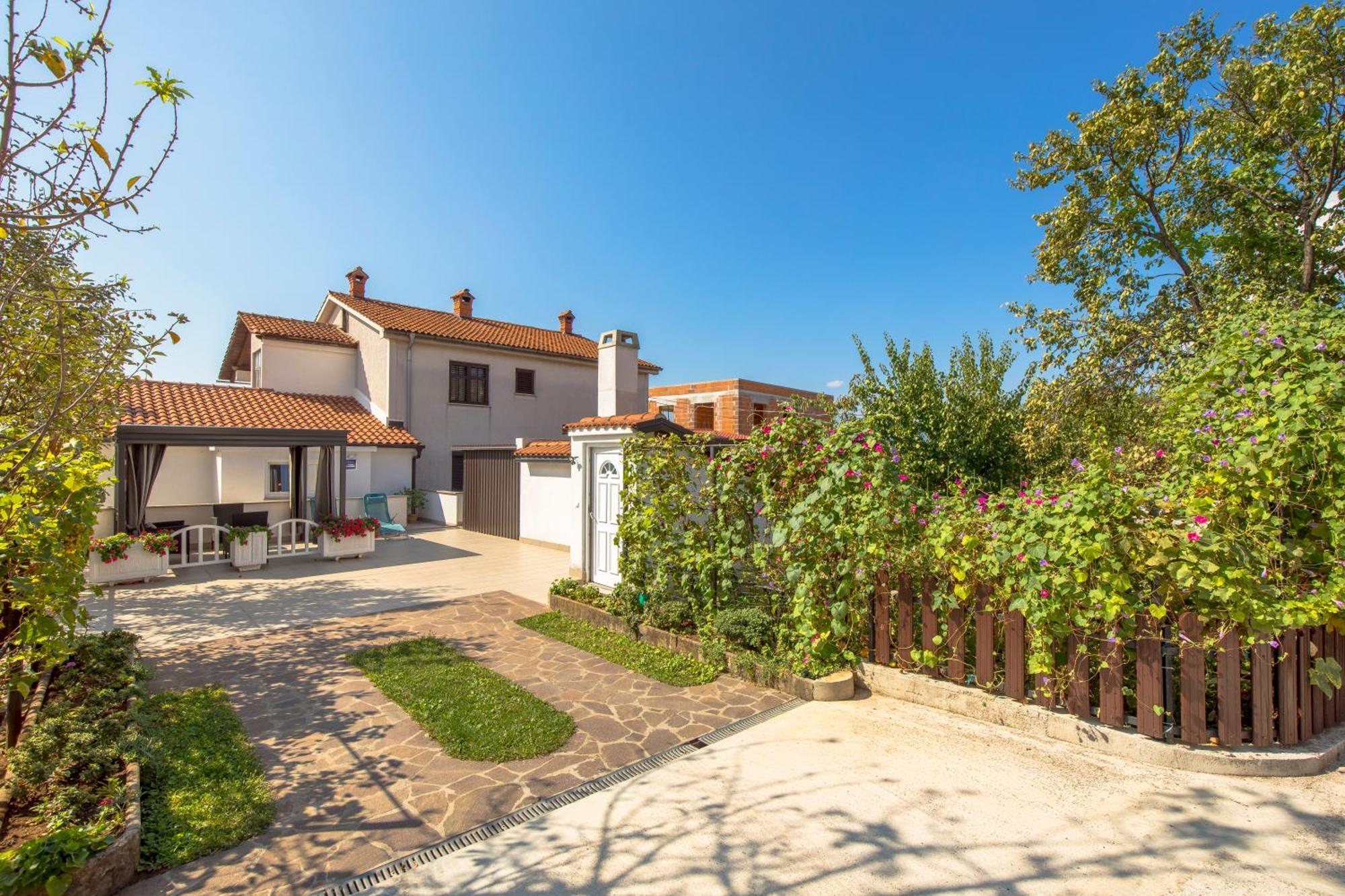 Apartman Slavica Риека Экстерьер фото